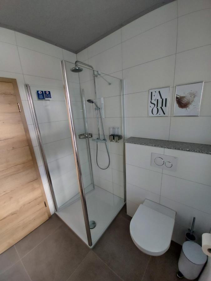 Ferienwohnung Nikolena Pirmasens Exterior foto