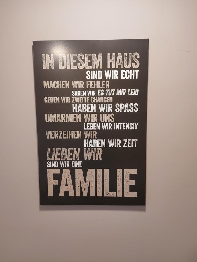 Ferienwohnung Nikolena Pirmasens Exterior foto